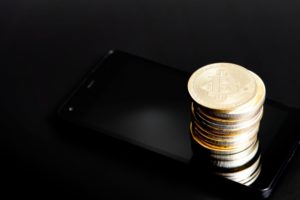 コールドウォレットとホットウォレットの違い